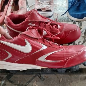 Nice, Men's Sz 11.5M, red and white, Nike, cleats!